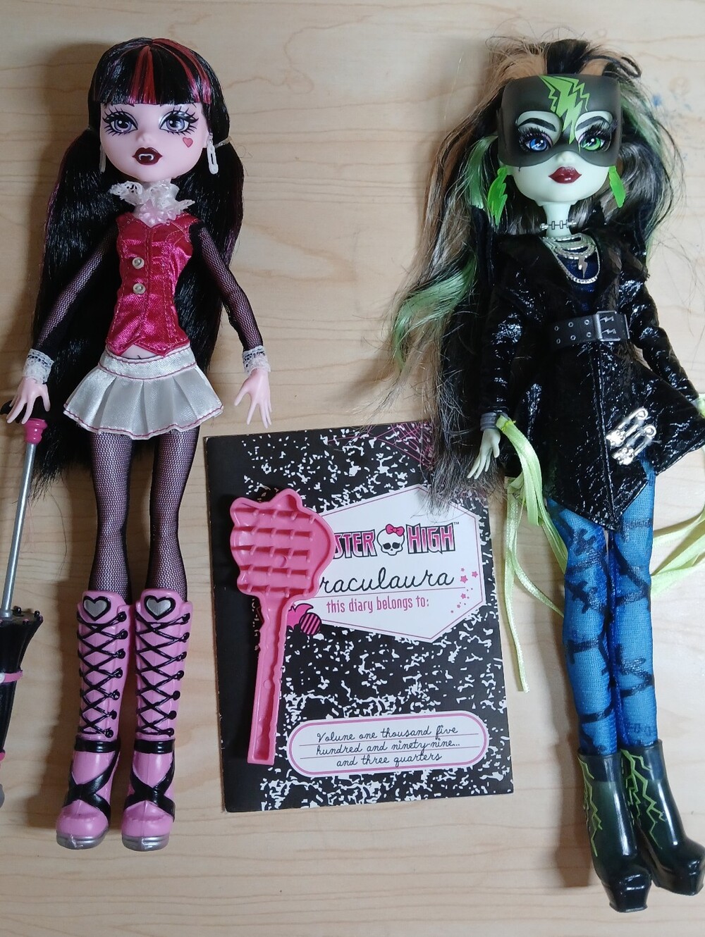 Monster High Dolls Frankie & Draculaura
